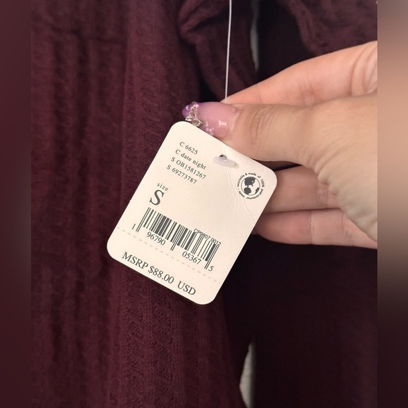 NWT 🍁 Free People Juicy Long Sleeve Top size Small in Date Night - Picture 3 of 3